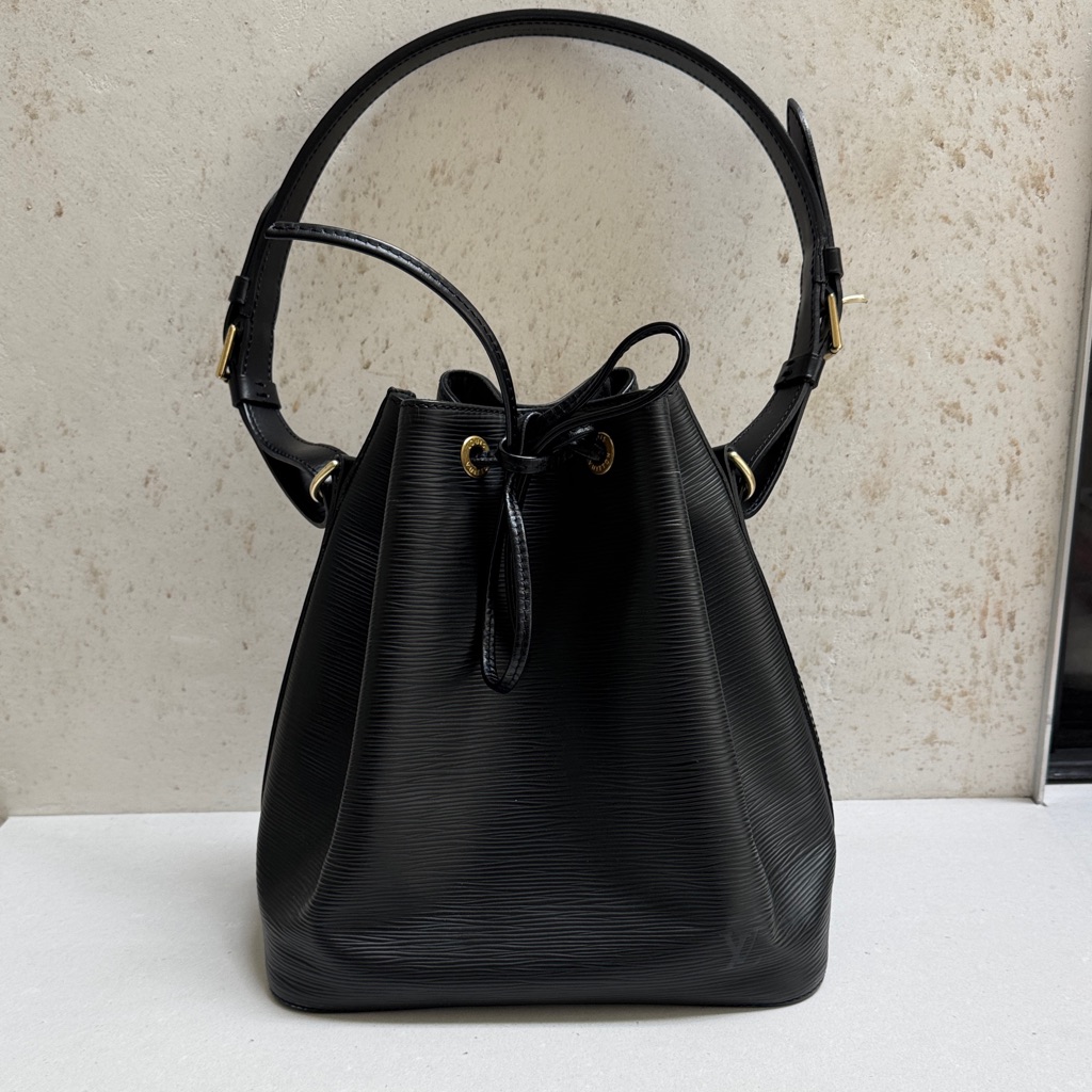 Louis Vuitton Epi Leathet Petite Noe